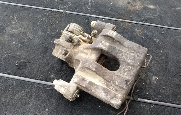 Renault Laguna II Rear brake caliper