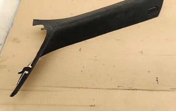 BMW 6 F06 Gran coupe (A) pillar trim 7229927