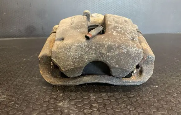 Mercedes-Benz C W204 Front brake caliper