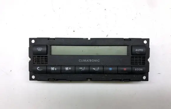 Volkswagen PASSAT B5.5 Climate control unit