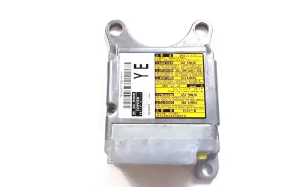 Toyota Prius (XW30) Airbag control unit/module 8917047111
