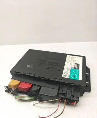 Audi A6 S6 C5 4B Comfort/convenience module 4B0962258D 410215006005