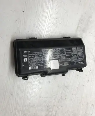 Honda HR-V Fuse box cover