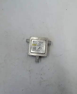 Volkswagen Touareg II Headlight ballast module Xenon 8K0941597