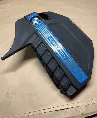 BMW 5 F10 F11 Engine cover (trim) 7607447 52794510 7611098