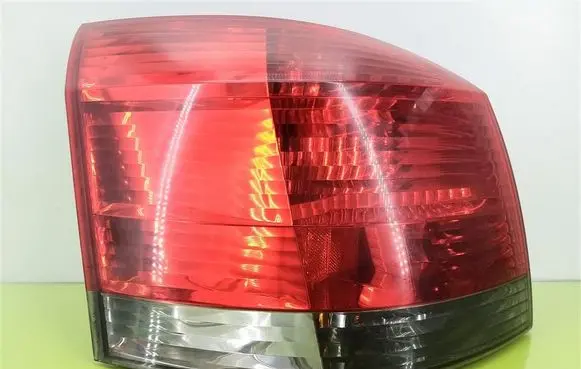 Opel Signum Rear/tail lights 13191349