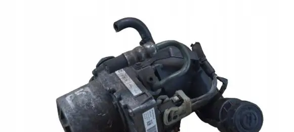 Peugeot 508 Power steering pump 9676154180