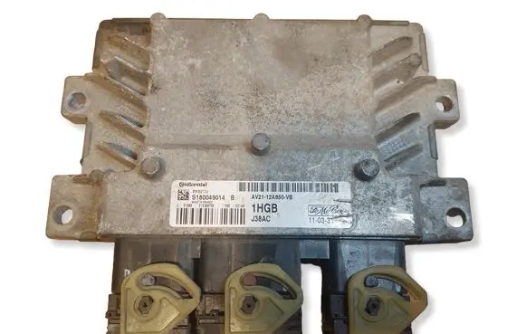 Ford Fiesta Engine control unit/module ECU AV2112A650VB S180049014B EMS2103