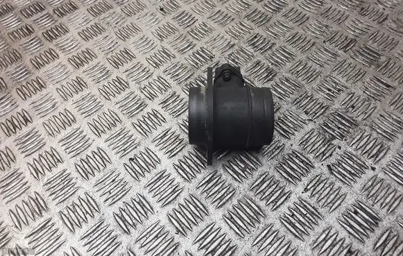 Volkswagen Polo Mass air flow meter 0281002531 038906461B