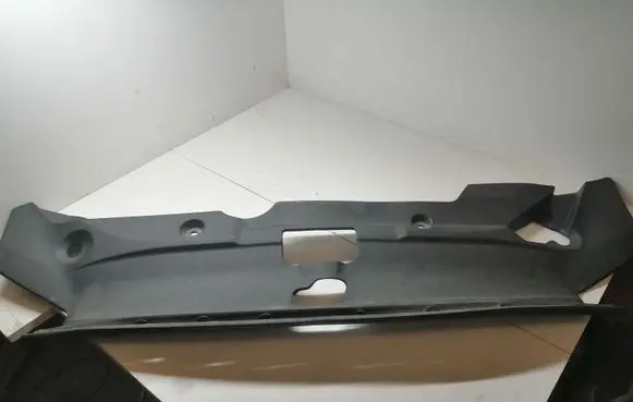 Mitsubishi ASX Radiator trim 6400C948 3X45