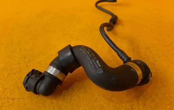 Mercedes-Benz C W205 Engine coolant pipe/hose A2055014900