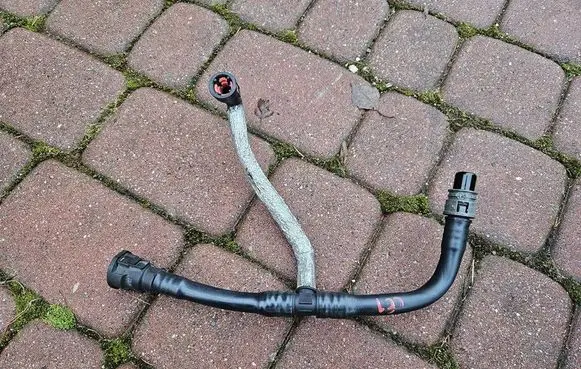Opel Adam Vacuum line/pipe/hose 