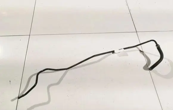 Audi A4 S4 B5 8D Engine coolant pipe/hose