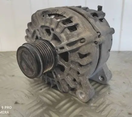 Peugeot Partner Generator/alternator 9810525380