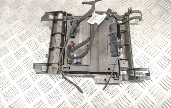 Mercedes-Benz S W221 Seat control module A2218704987 A2218705187 A2214422311