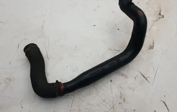 Volvo V70 Intercooler hose/pipe 30647918
