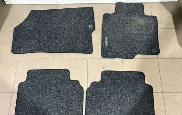 KIA Optima Car floor mat set H06UA