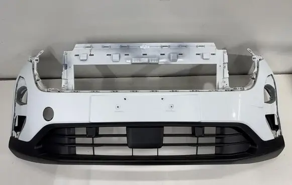Ford Focus Front bumper R2X617757A