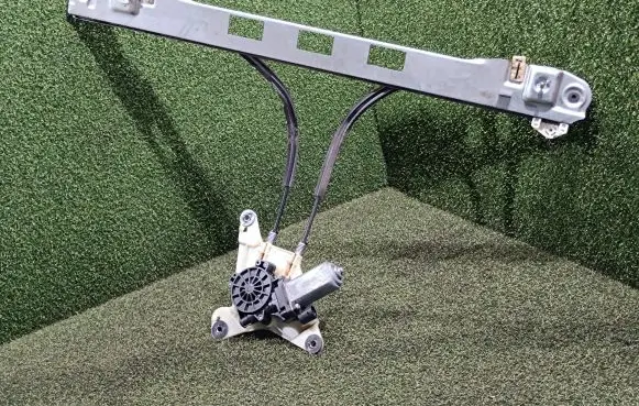 Front door window regulator with motor