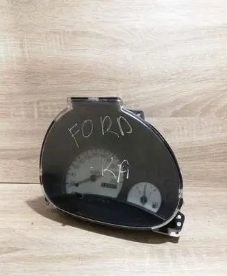 Ford Focus Speedometer (instrument cluster) 97KP10841A