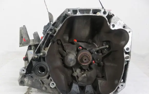 Renault Megane II Manual 6 speed gearbox JR5108