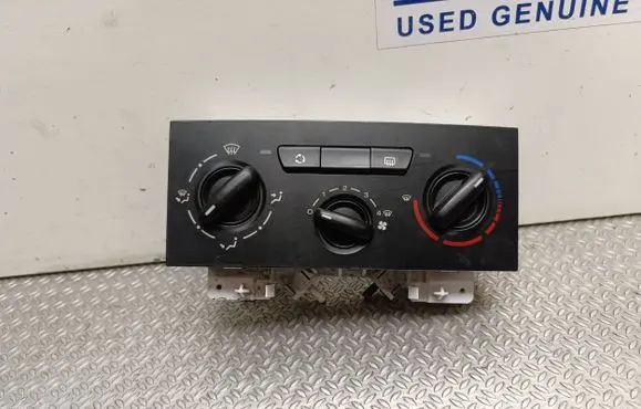 Peugeot Partner Climate control unit 1400153280