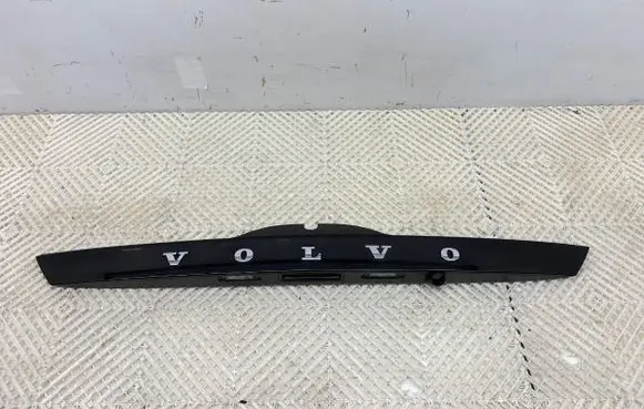Volvo V60 Trunk door license plate light bar 31675195