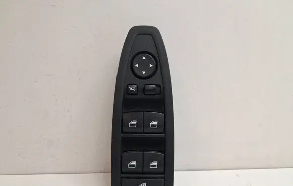 BMW X6 F16 Central console control unit 9362116