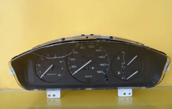 Mazda Demio Speedometer (instrument cluster) DC21218120 769118890