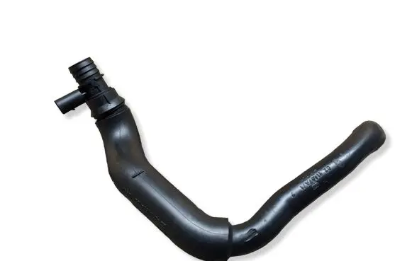 Mercedes-Benz E W211 Breather hose/pipe A6460161781