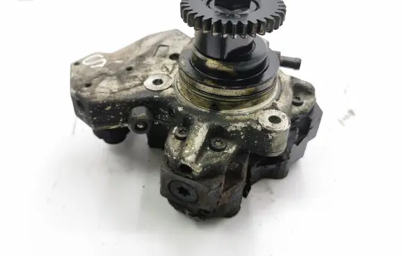 Fuel injection high pressure pump