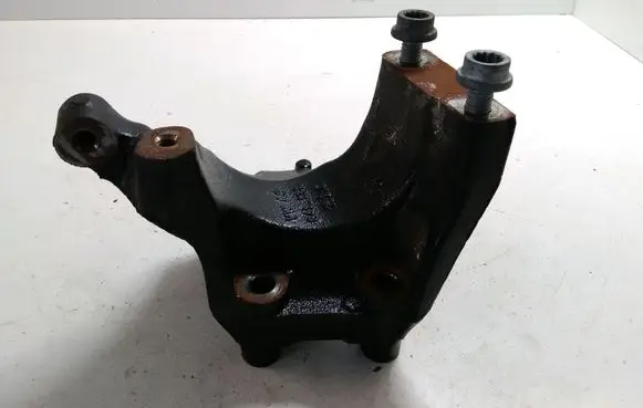 Audi A4 S4 B8 8K Engine mounting bracket 04L131159C