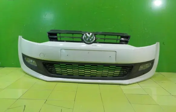 Volkswagen Polo V 6R Front bumper PRZOD 17AB175