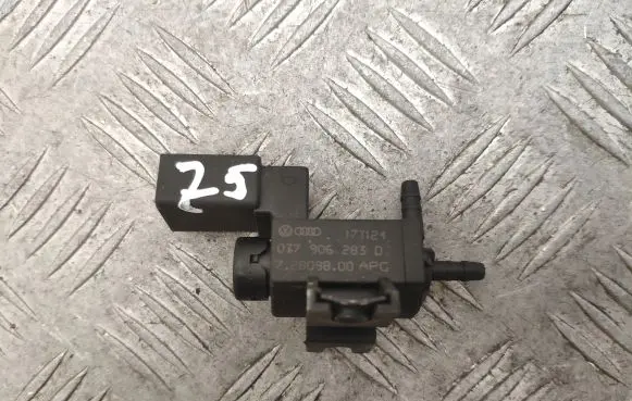 Volkswagen Touareg II Turbo solenoid valve 037906283D