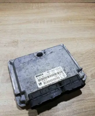 Opel Astra G Engine control unit/module ECU 0281001670 90589736