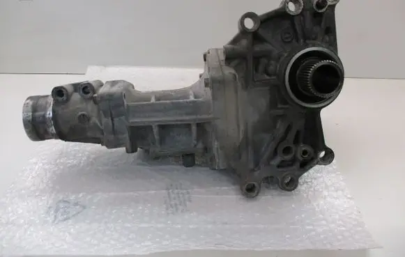 Gearbox transfer box case