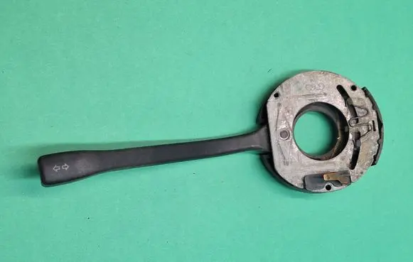 Nissan Micra Wiper control stalk 8193D0T