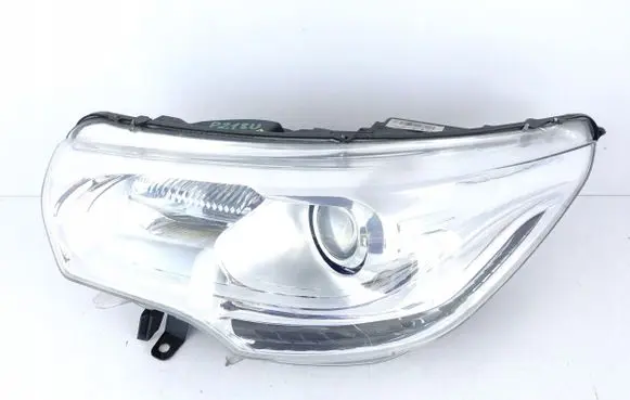 Citroen C4 II Headlights/headlamps set 9687896280