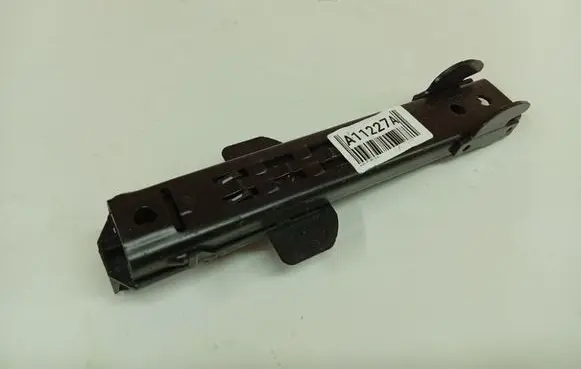 Audi Q7 4L Seat belt adjustment rail 8E0857833F