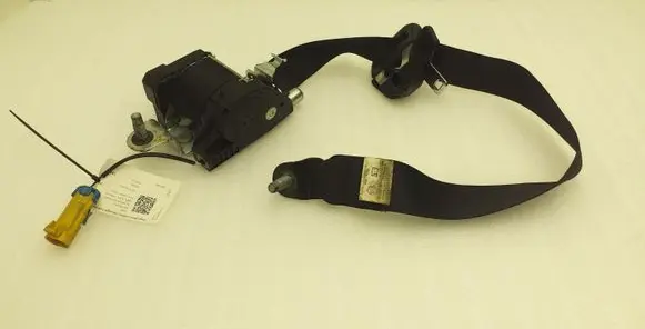 Jeep Cherokee III KJ Front seatbelt 33014254D P5GZ071X9AM