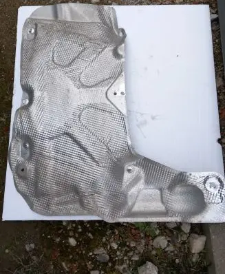 Peugeot 308 Exhaust heat shield 9833214380