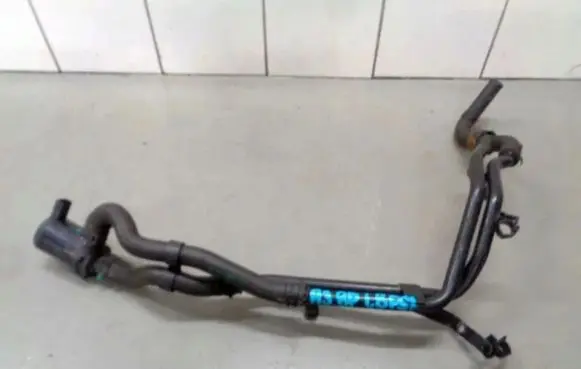 Audi A3 S3 8P Engine coolant pipe/hose