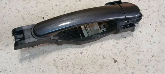 Rear door exterior handle