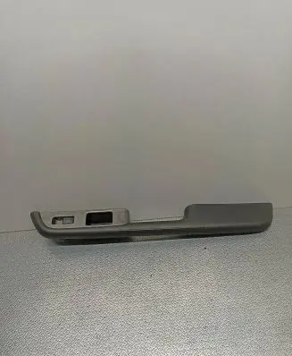 Nissan X-Trail T30 Electric window control switch 809488H700
