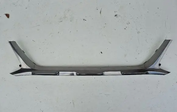KIA Xceed Front bumper splitter molding
