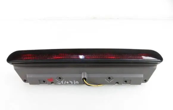 Subaru Forester SG Third/center stoplight 