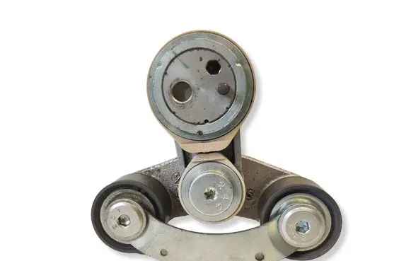 Peugeot 3008 I Generator/alternator belt tensioner 9676424680