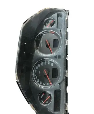 Volvo V70 Speedometer (instrument cluster) 30746102 69594700T 8602885