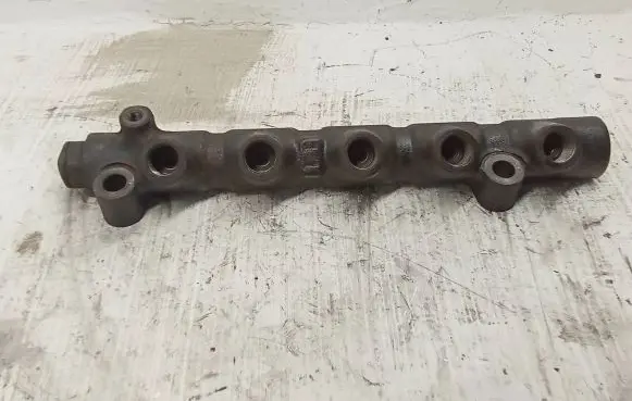 Toyota Corolla Verso E121 Fuel main line pipe