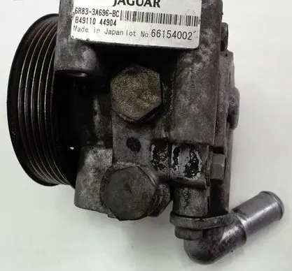 Jaguar XJ X350 Power steering pump 6R833A696BC